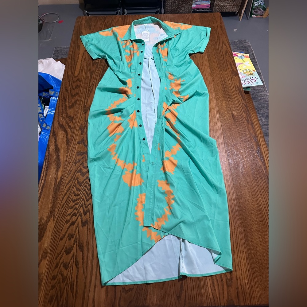 MADE WITH LOVE maxi dress buttons and tie around green and orange full length‎